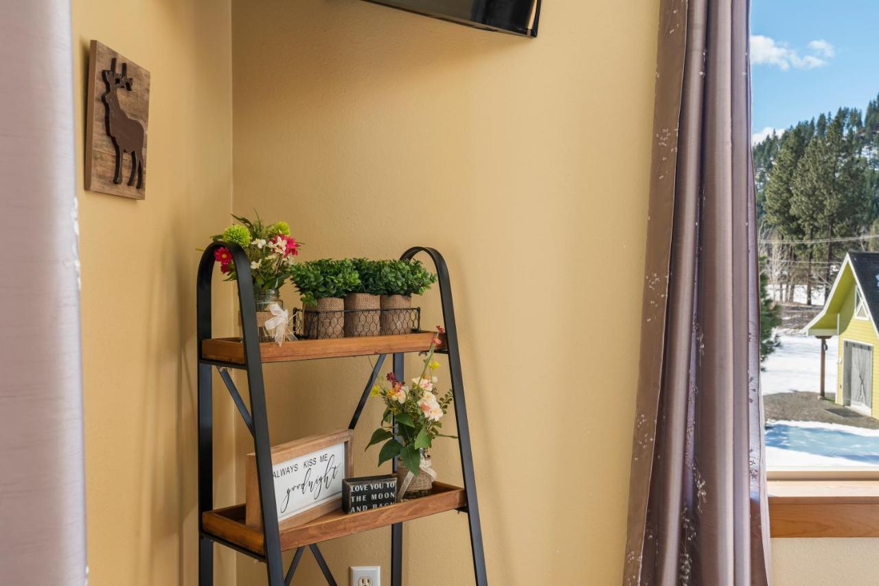 Wander Inn, 4 Bedroom 2 Bath, 5 Min To Downtown, Custom Home เลเวนเวิร์ท ภายนอก รูปภาพ