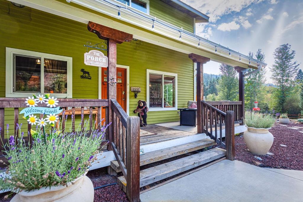 Wander Inn, 4 Bedroom 2 Bath, 5 Min To Downtown, Custom Home เลเวนเวิร์ท ภายนอก รูปภาพ